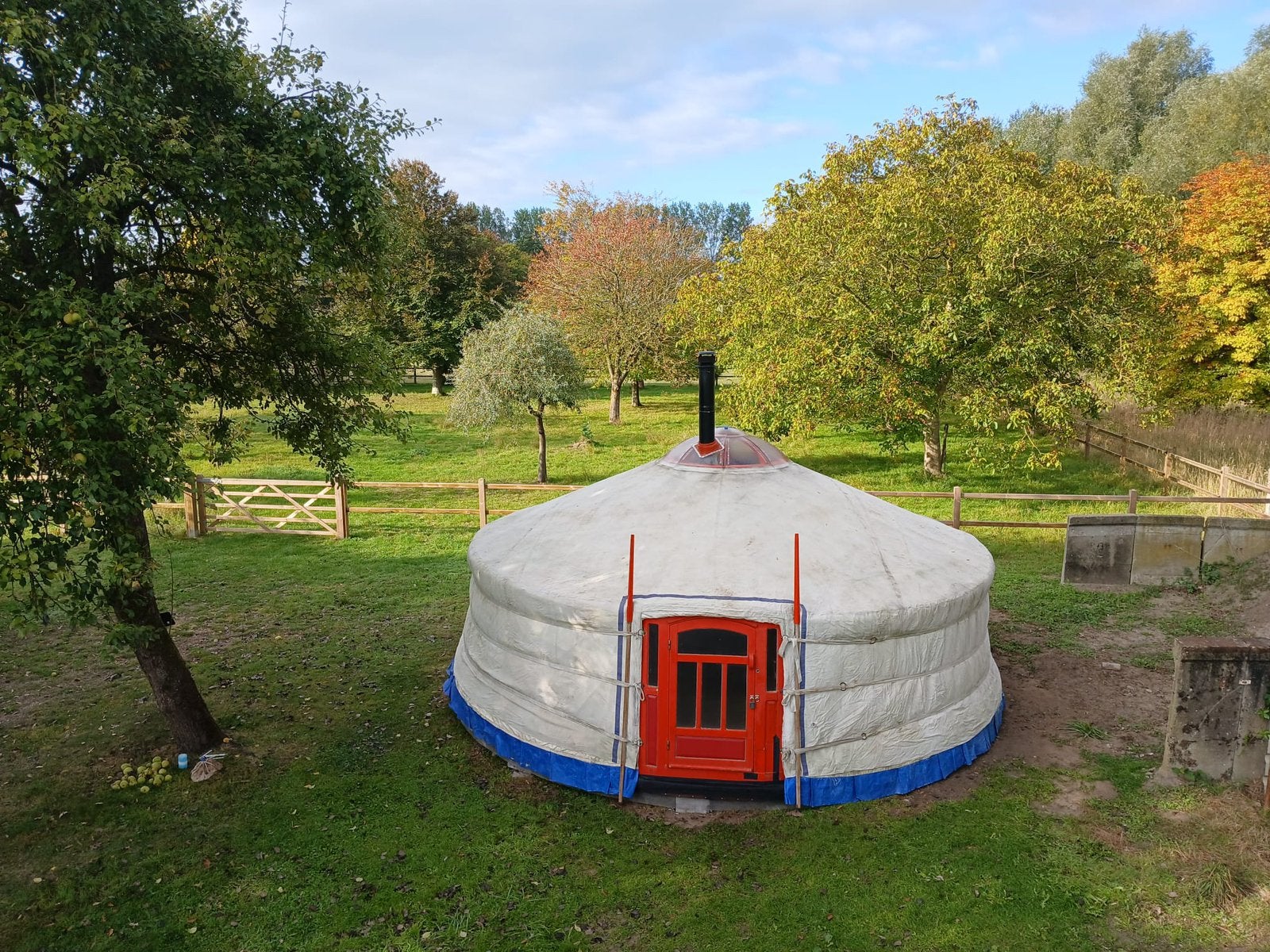 Vijfmuurs Yurt met offgrid toebehoren, Ophalen, Gebruikt