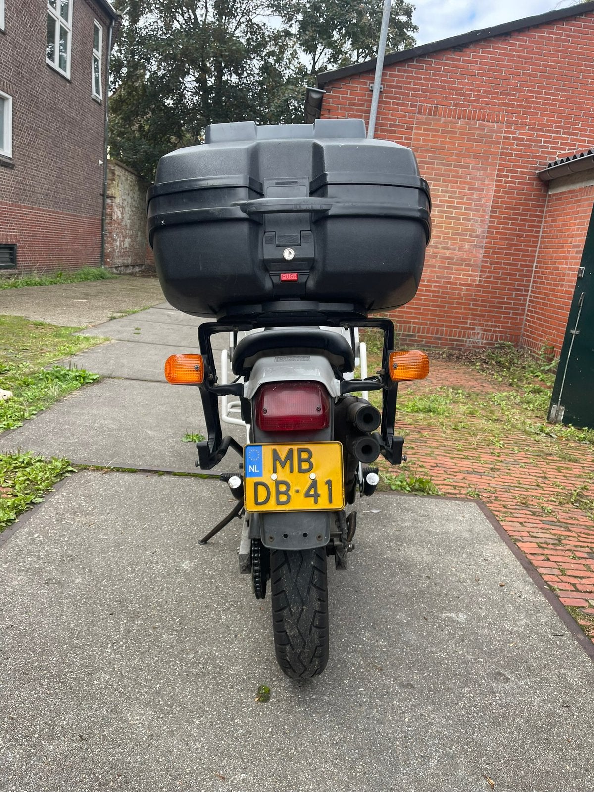 Givi wingrack 2, Ophalen, Zo goed als nieuw