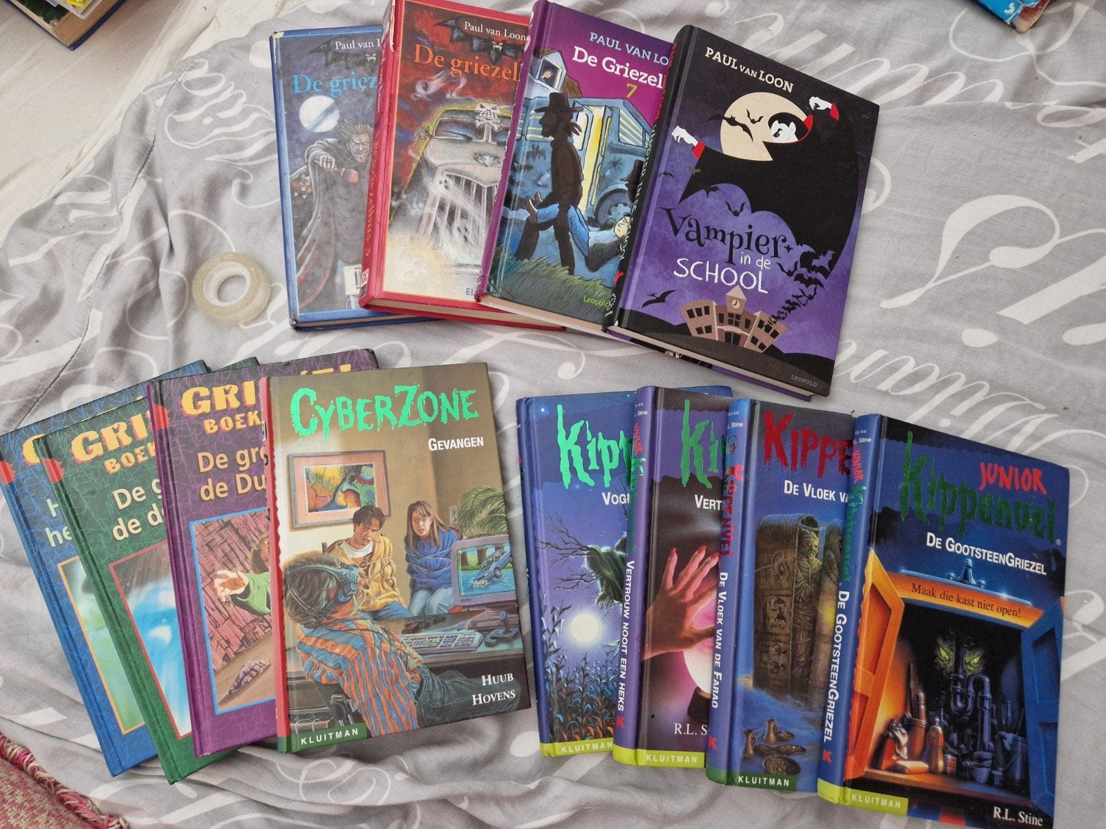 Griezelboeken collectie: Paul van Loon, R.L. Stine & meer, Ophalen of Verzenden, Gelezen, Paul van Loon, R.L. Stine, Huub Hovens