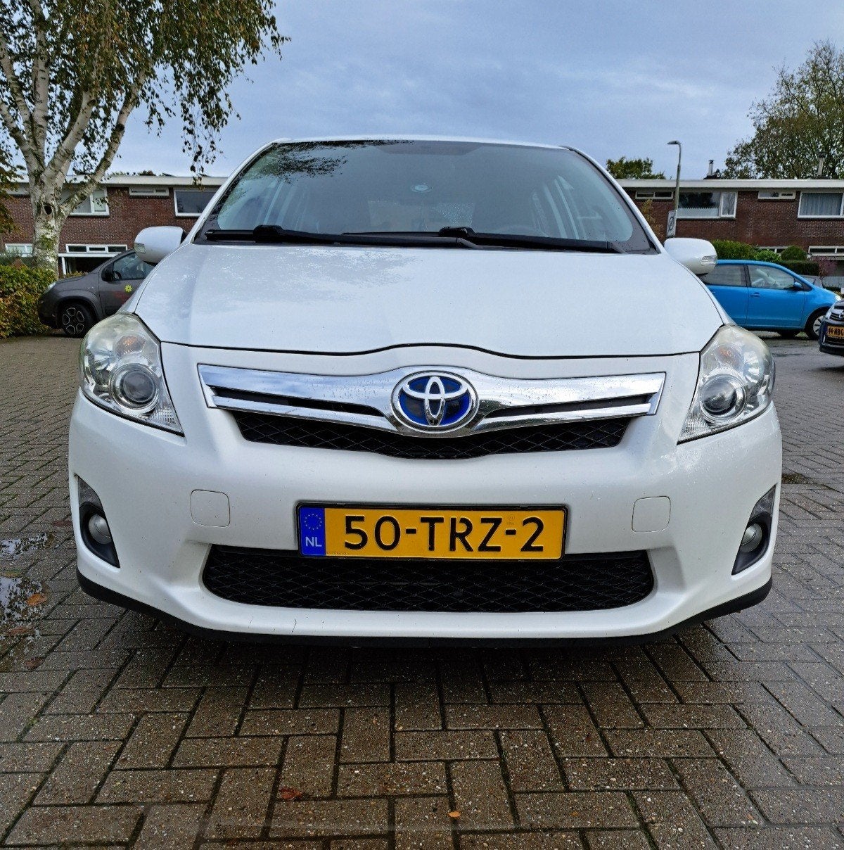 Toyota Auris 1.8  Hybrid 5DR CVT 2012 Wit, Auto's, Wit, Origineel Nederlands, 75 €/maand, 26 km/l