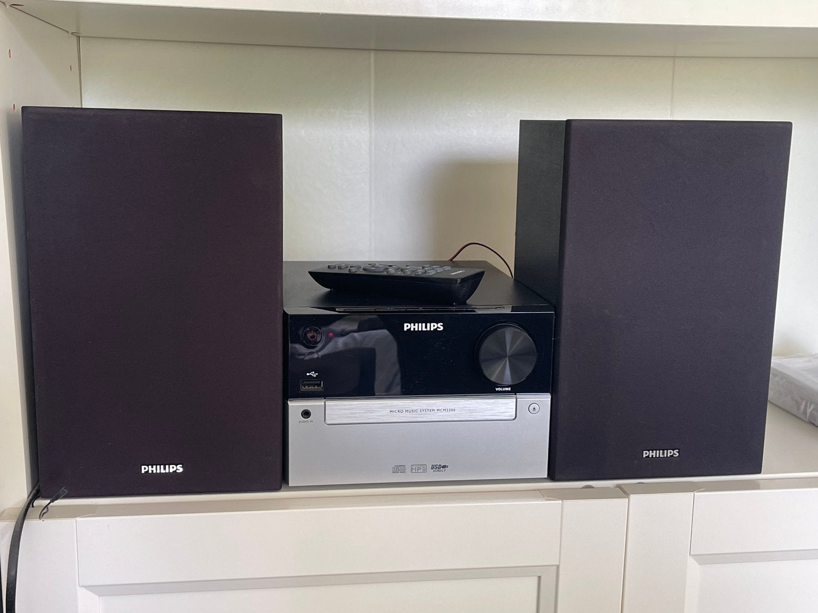 Stereo set met 2 boxen, Ophalen, Zo goed als nieuw, Philips