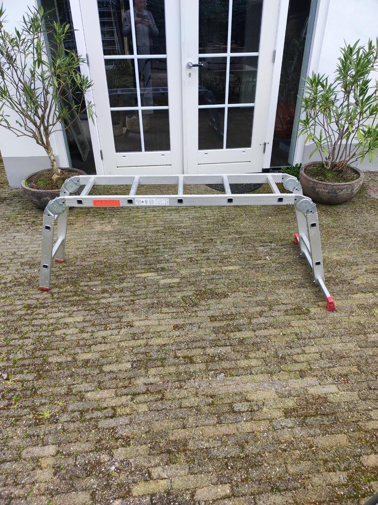 Multifunctionele Opvouwbare Ladder/Werkbank, Ophalen