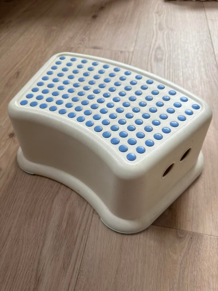 Opstapkrukje IKEA, Huis en Inrichting, Krukjes, Ophalen, Kunststof