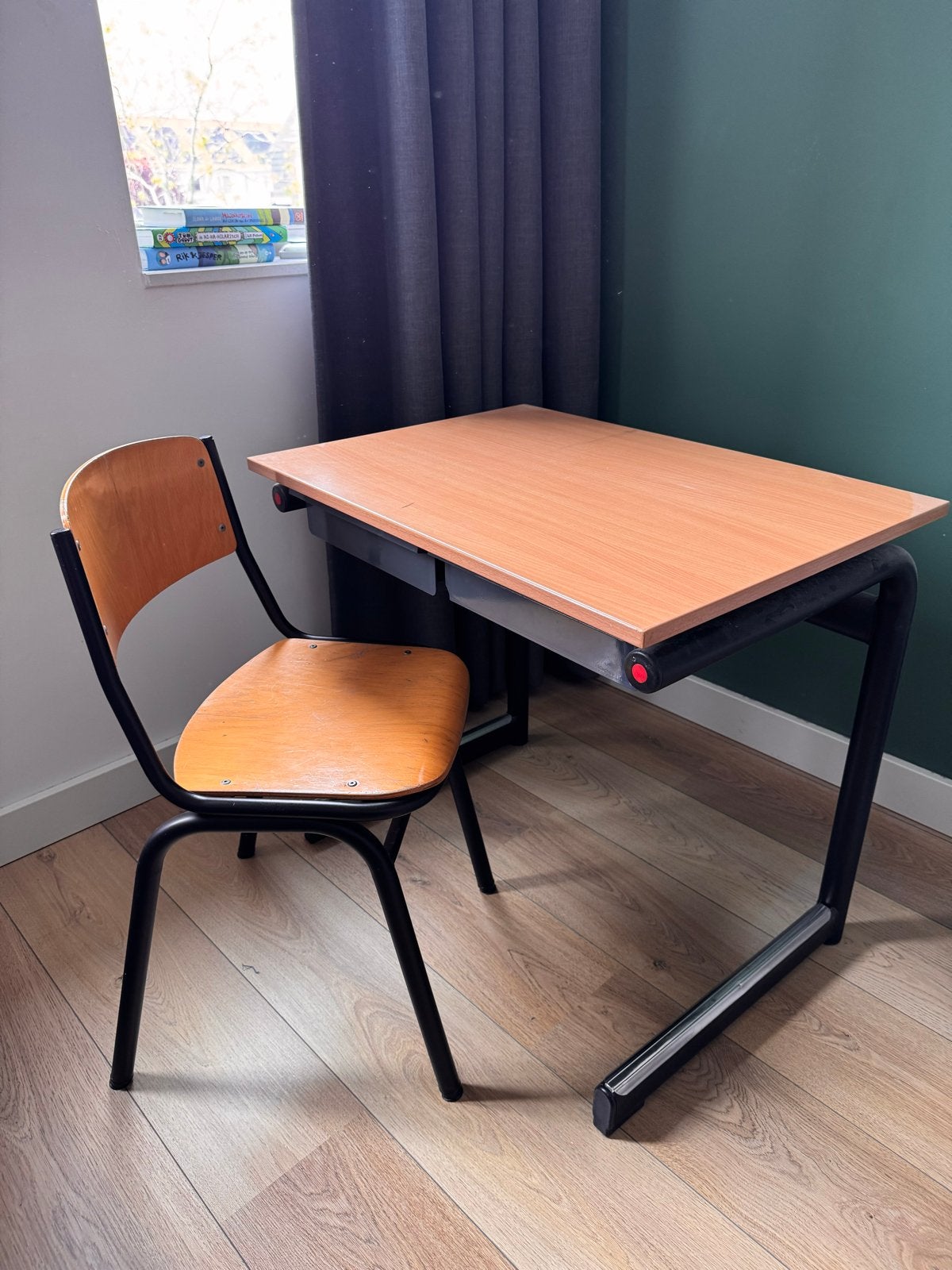 Vintage schooltafel met stoel en lades (zondag ophale), Huis en Inrichting, Bureaus, Ophalen, Gebruikt, Schoolbureau, Vintage