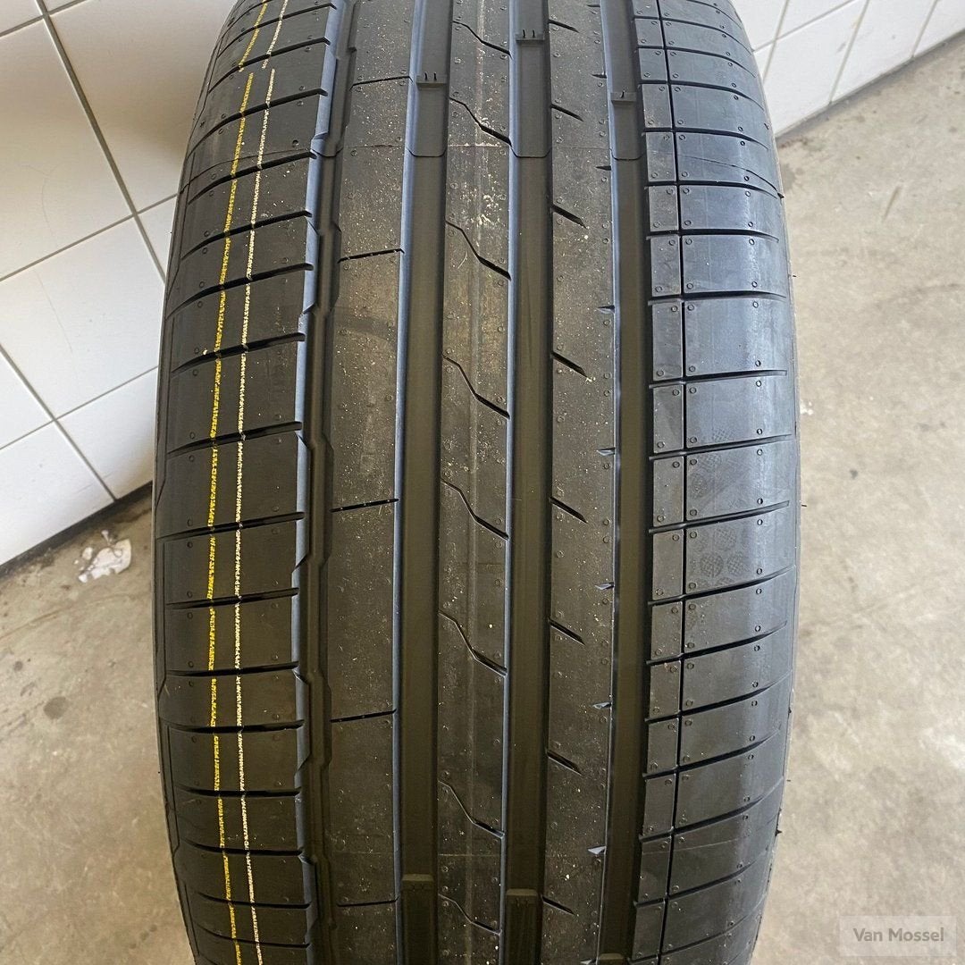Hankook Ventus S1 Evo 3 EV 255/50/R20 109H XL, Auto-onderdelen, Banden en Velgen, Gebruikt, 255 mm, -, -