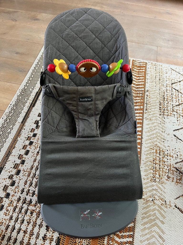 Baby Björn wipstoeltje antraciet met speelboog, Kinderen en Baby's, Ophalen, Gebruikt, Wipstoel, Overige merken