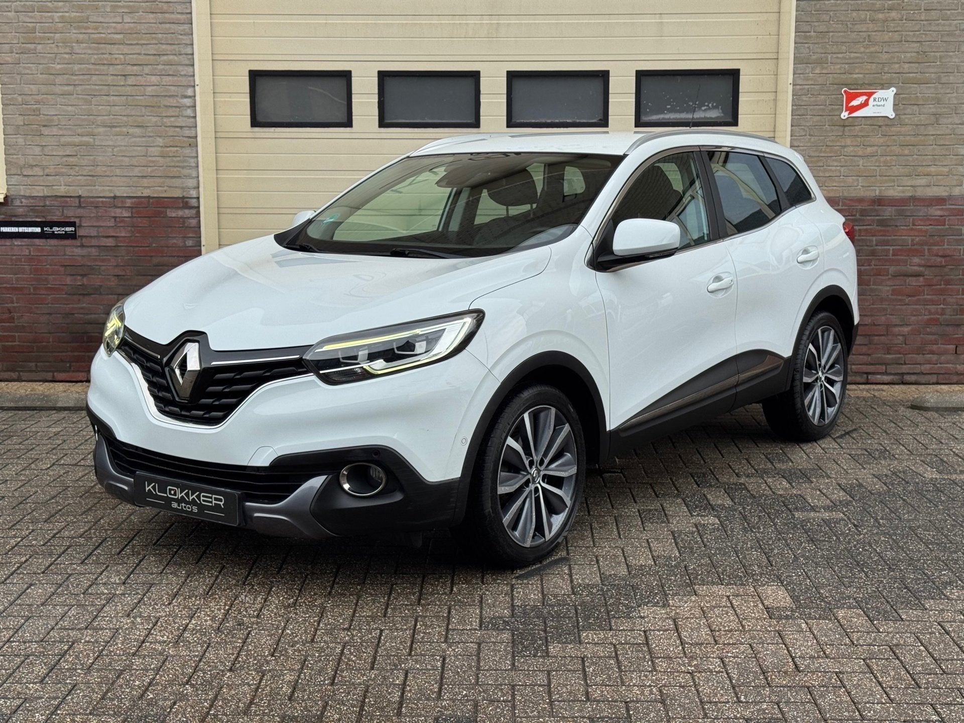 Renault Kadjar 1.2 TCe Intens 12 MND garantie|Dodehoek|Line, Auto's, Kadjar, Gebruikt, 4 cilinders, Met garantie (alle)
