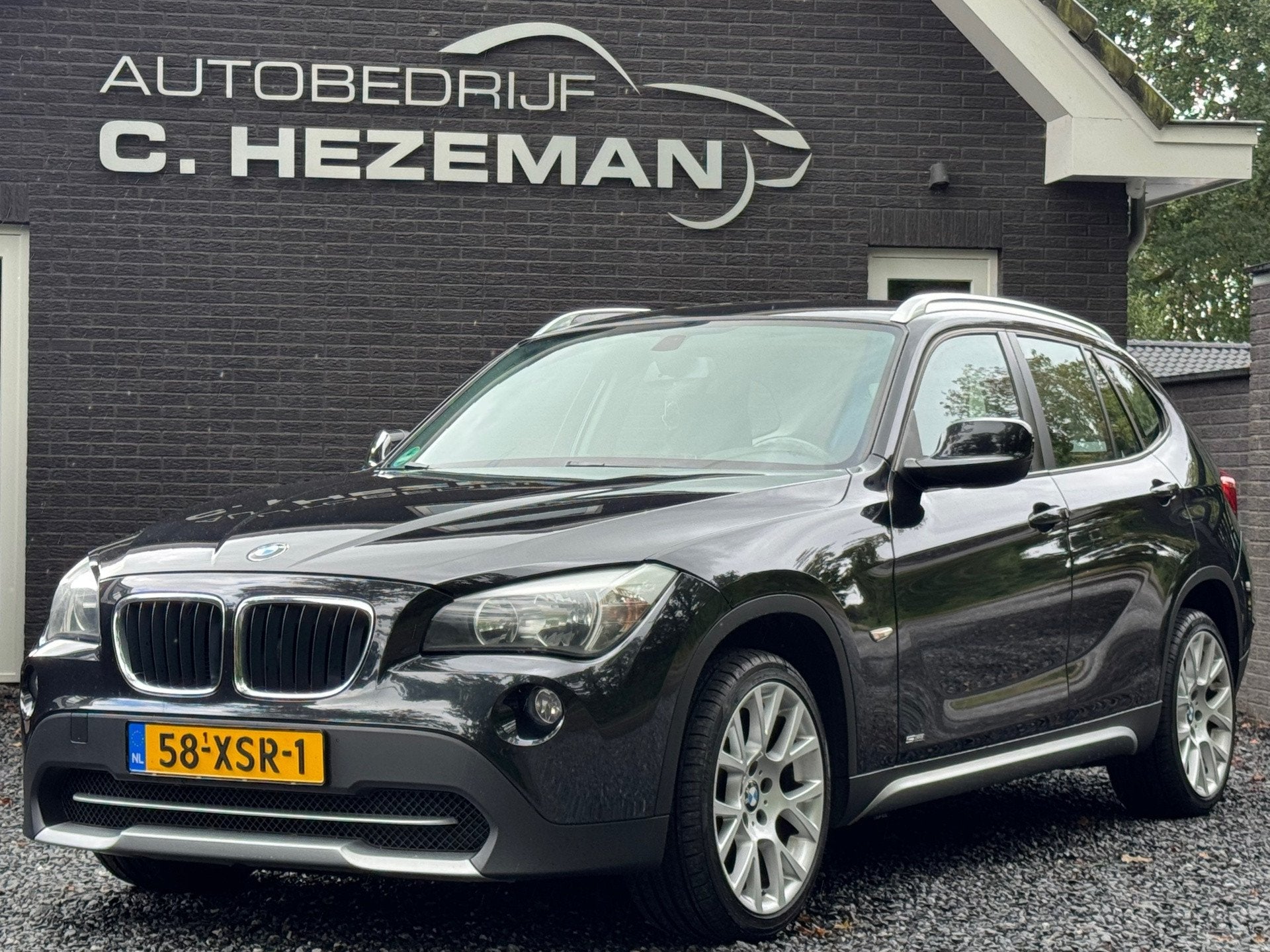 BMW X1 SDrive20d Edition Business PERFECT Onderhouden Naviga, Auto's, X1, Dealer onderhouden, Zwart, 4 cilinders