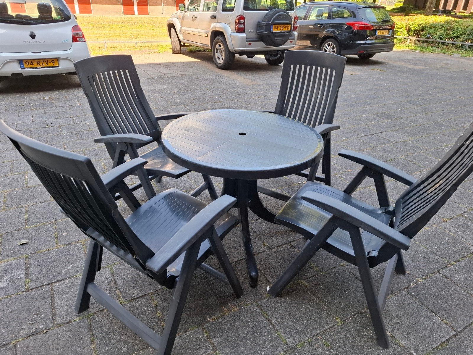 tuinstel met kussens, Ophalen, Gebruikt