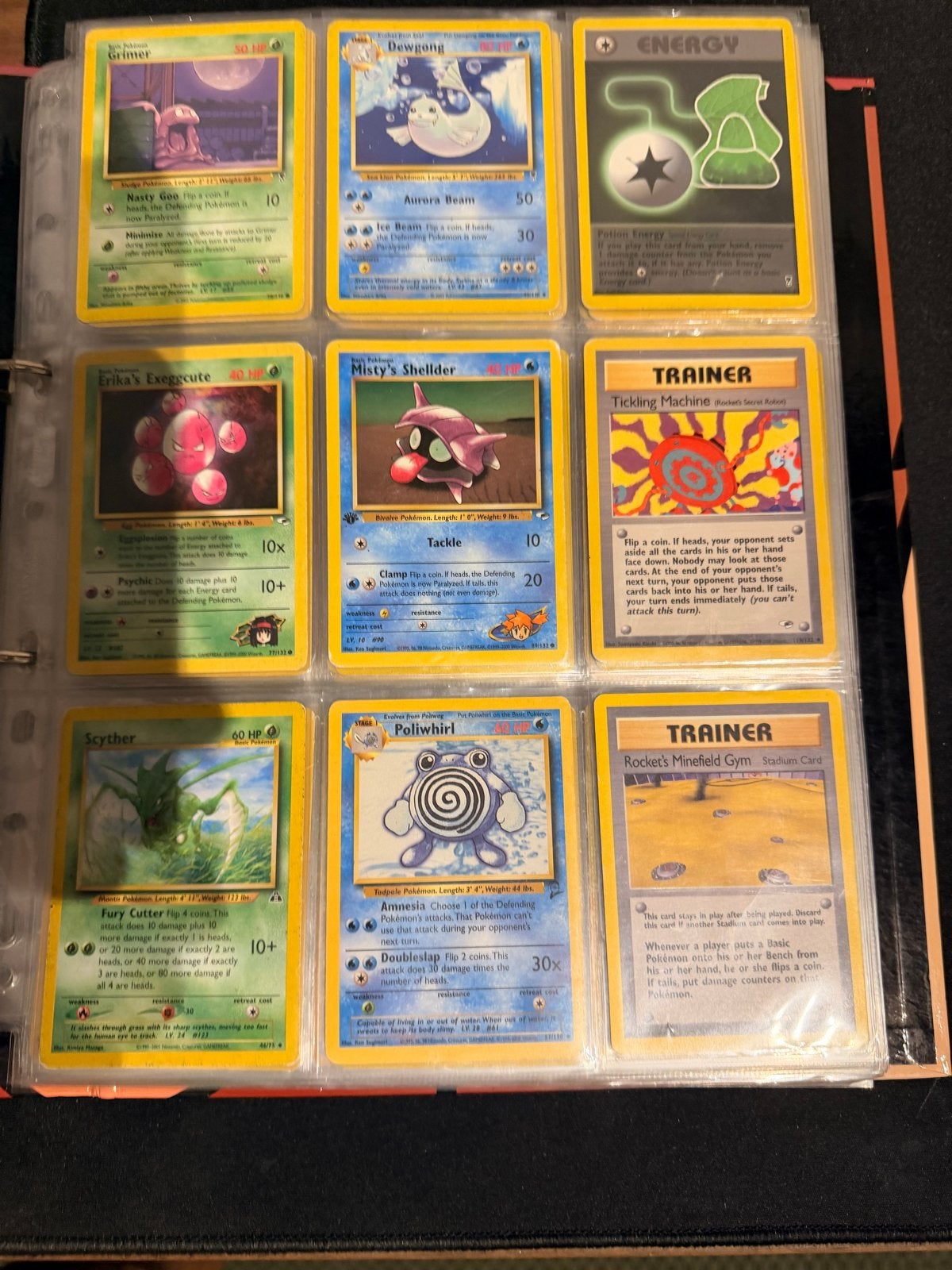 Pokémon map met ong 350 kaarten (2000-2018), Verzamelen, Ophalen of Verzenden, Gebruikt