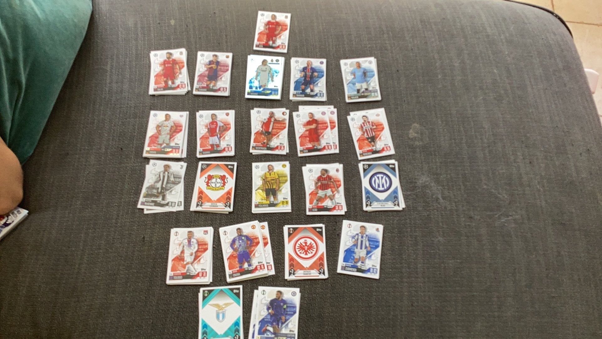 Topps match attax 24/25-voetbalplaatjes, Hobby en Vrije tijd, Stickers en Plaatjes, Ophalen of Verzenden, Zo goed als nieuw, Meerdere plaatjes