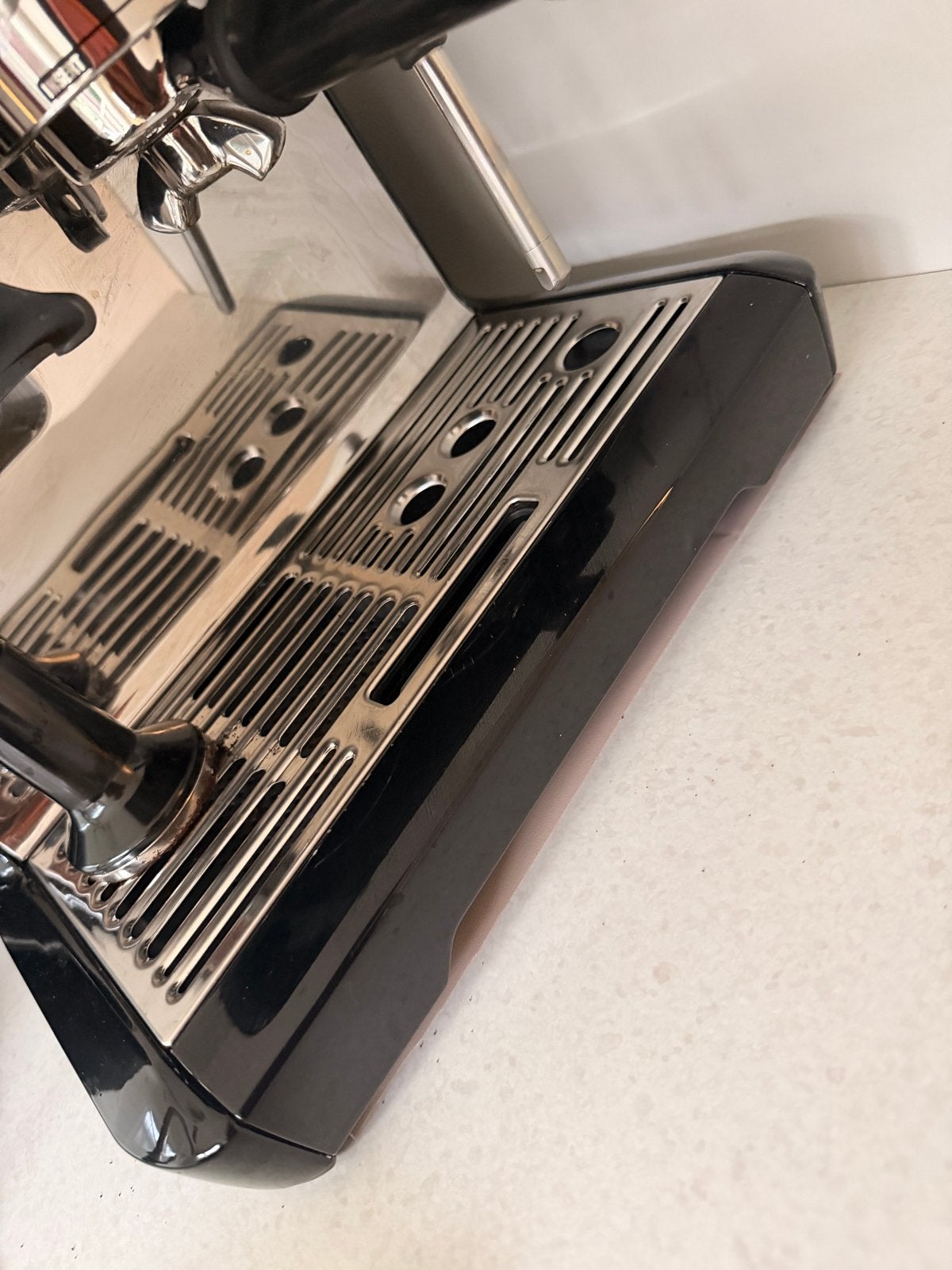 Foto 4 van Sage Barista Express Espressomachine - Zwart