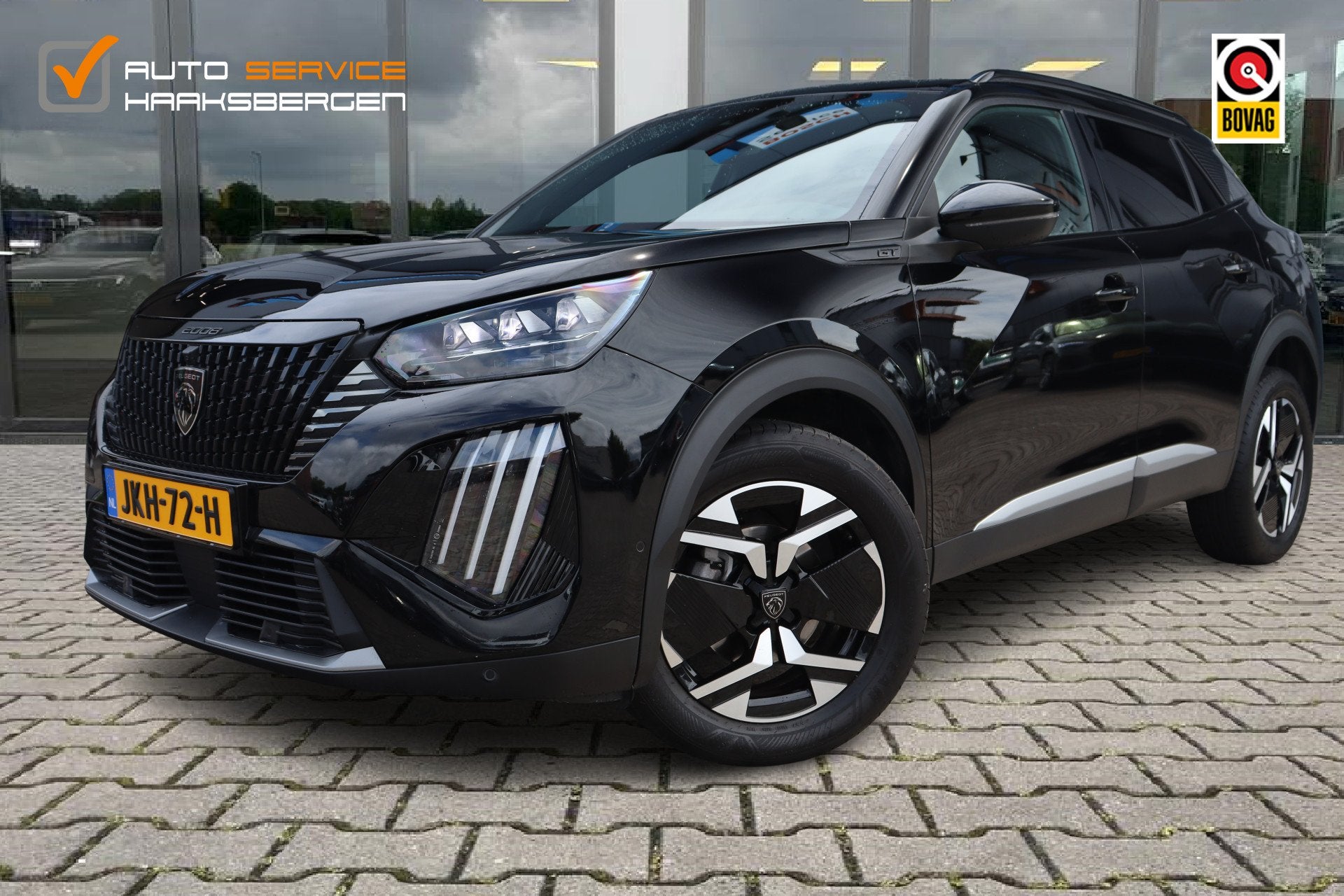 Peugeot 2008 1.2 PureTech 130 GT-Line | ACC | 360 Camera | L, Auto's, Gebruikt, 1199 cc, Automatische klimaatregeling, Zwart