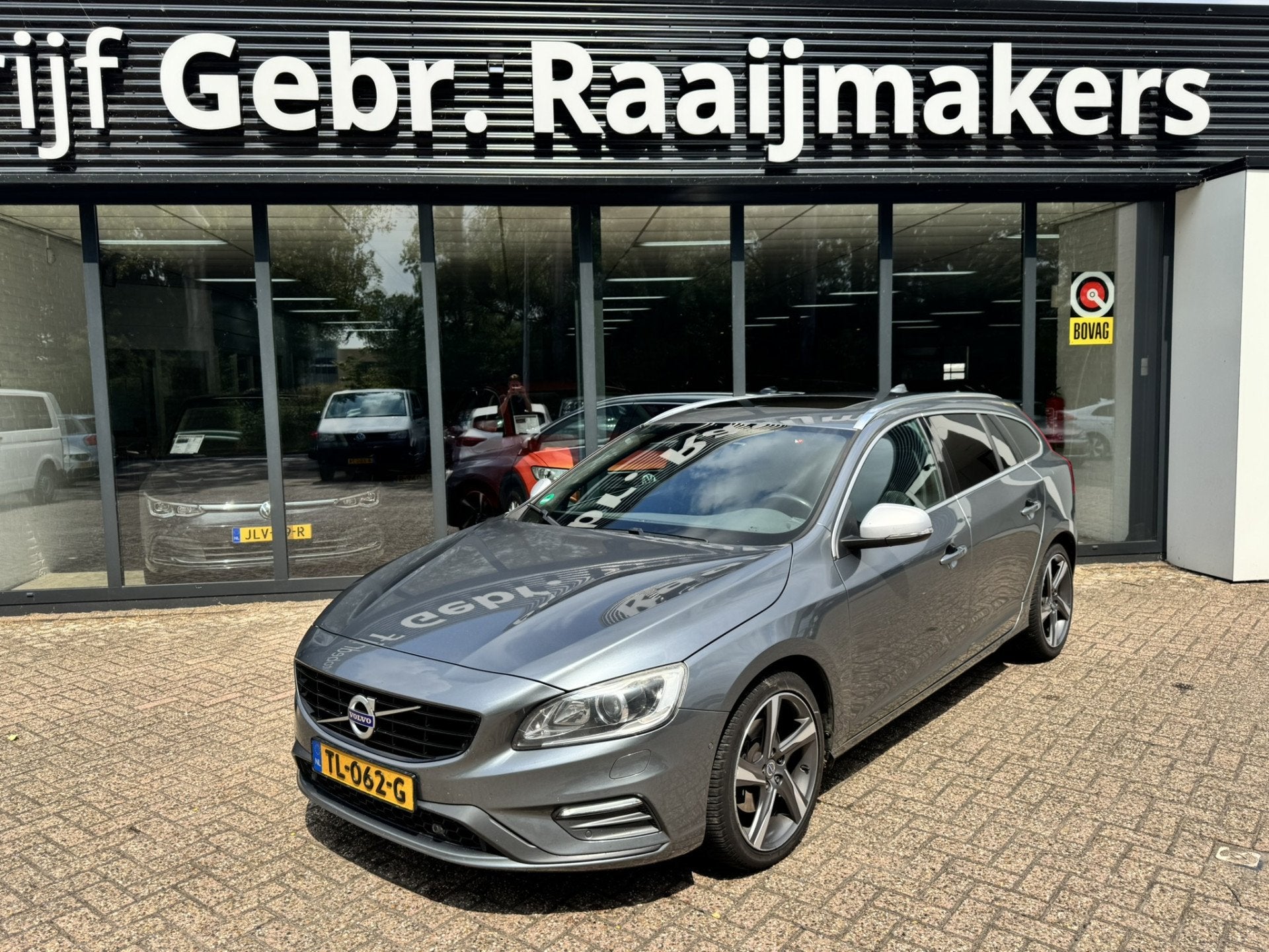Volvo V60 2.0 D4 R-Design*Panorama*EXPORT/EX BPM* (bj 2018), Auto's, Euro 6, 1969 cc, 23 km/l, Origineel Nederlands
