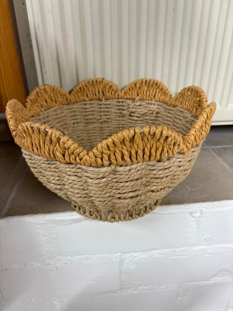 Decoratief rieten mandje, Mand, Rond, Ophalen of Verzenden, Zo goed als nieuw
