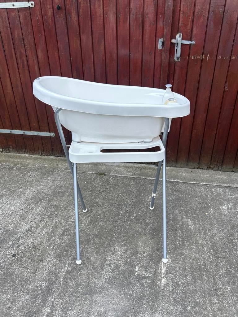 Babybadje met standaard, Kinderen en Baby's, Badjes en Verzorging, Ophalen, Gebruikt, Badje, Bébé-jou
