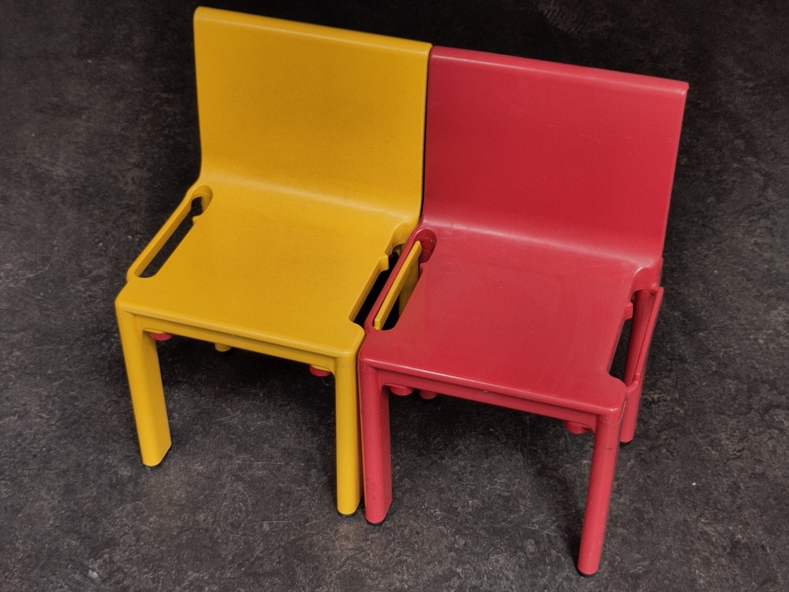 Zeldzame Kartell kinderstoelen (1979) geel en rood, Ophalen, Kunststof, Gebruikt, Vintage