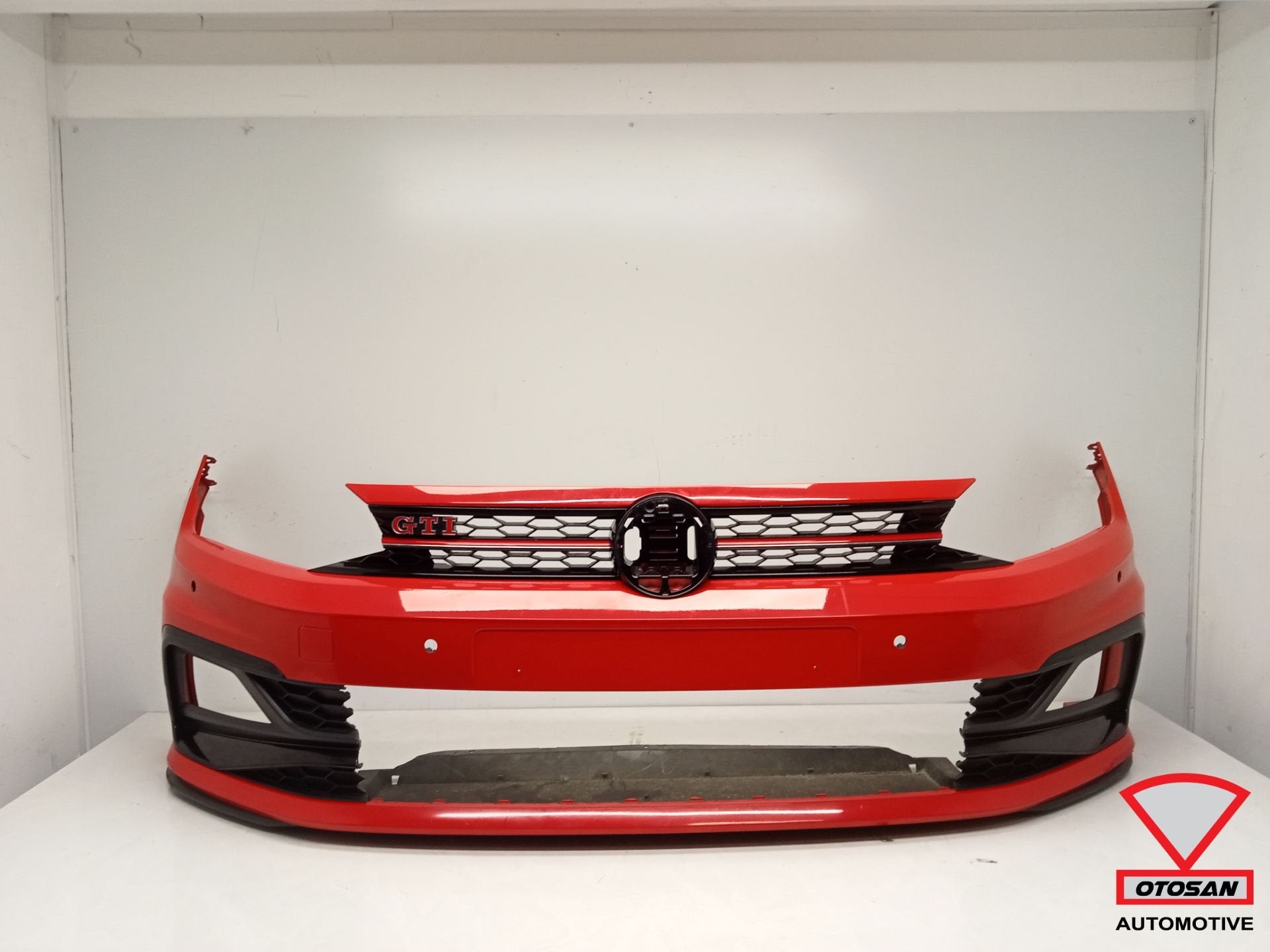 VW Polo 2G GTI R-Line Voorbumper Origineel! 2017-2021 4x PDC, Gebruikt, Volkswagen, Volkswagen AG, Bumper