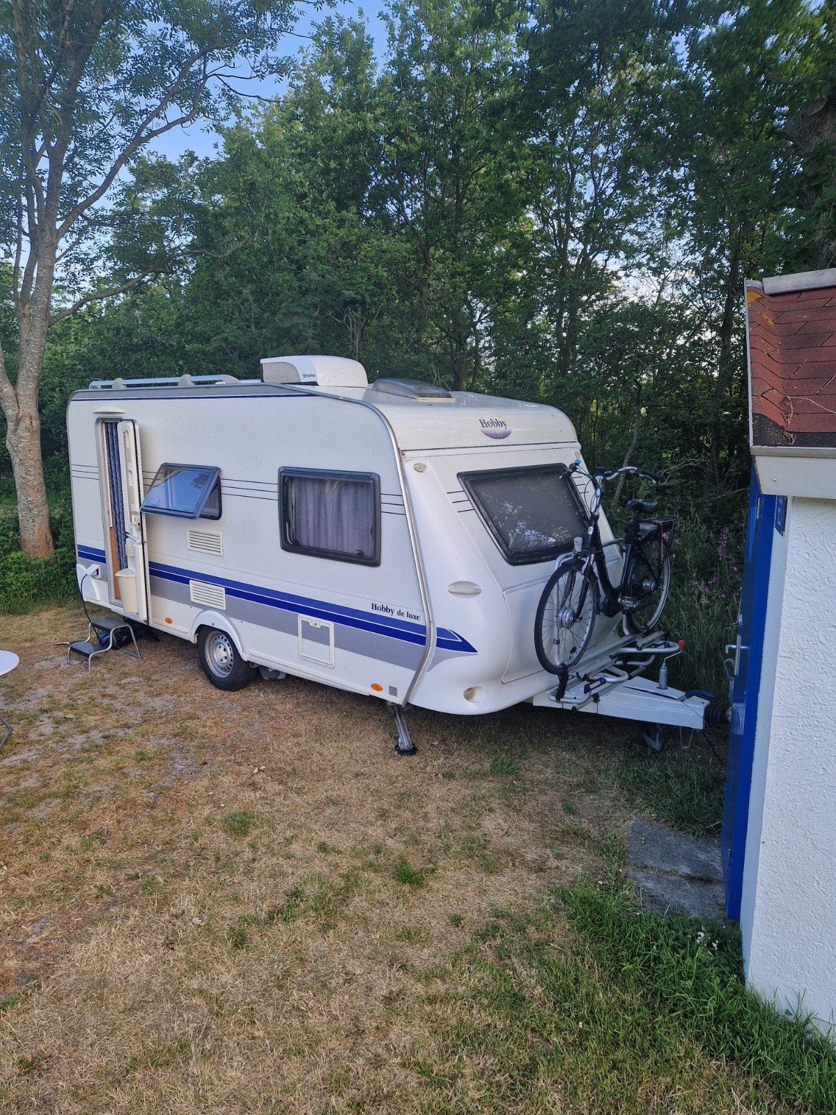 Hobby 440 SF 2008 dak airco aut.mover opblaasbare voortent, Caravans en Kamperen, Caravans, Hobby, Treinzit, Particulier, Schokbreker