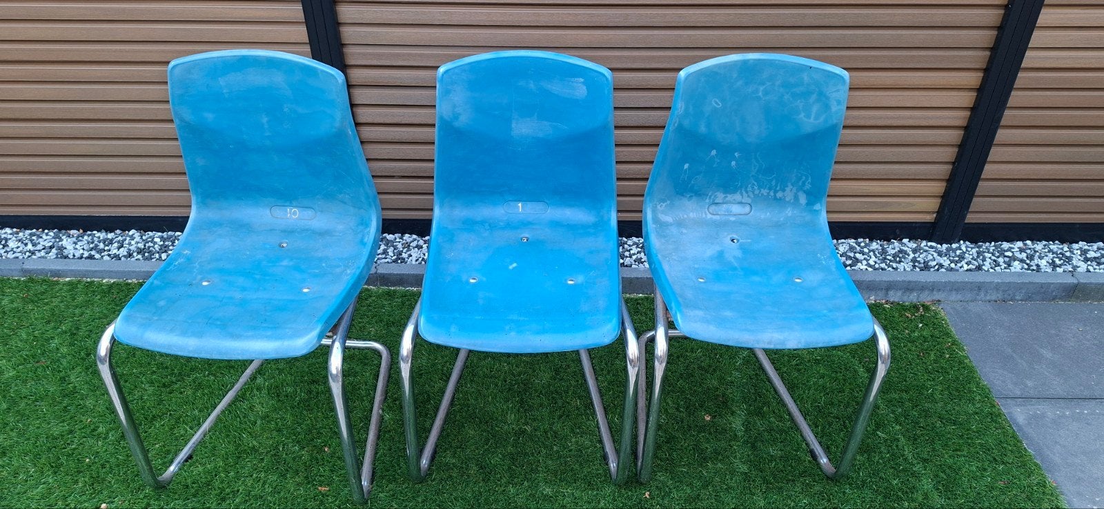 3 Stoelen uit Feyenoord Stadion de Kuip, Ophalen, Gebruikt