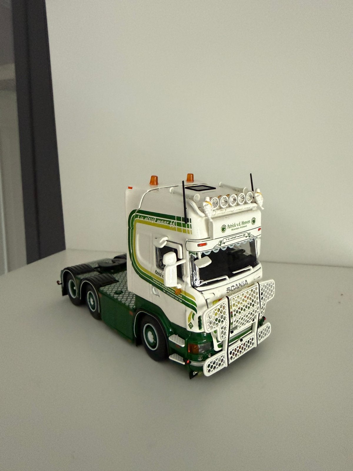 scania hoeven wsi, Hobby en Vrije tijd, Modelauto's | 1:50, Ophalen of Verzenden, Zo goed als nieuw, Bus of Vrachtwagen, Wsi