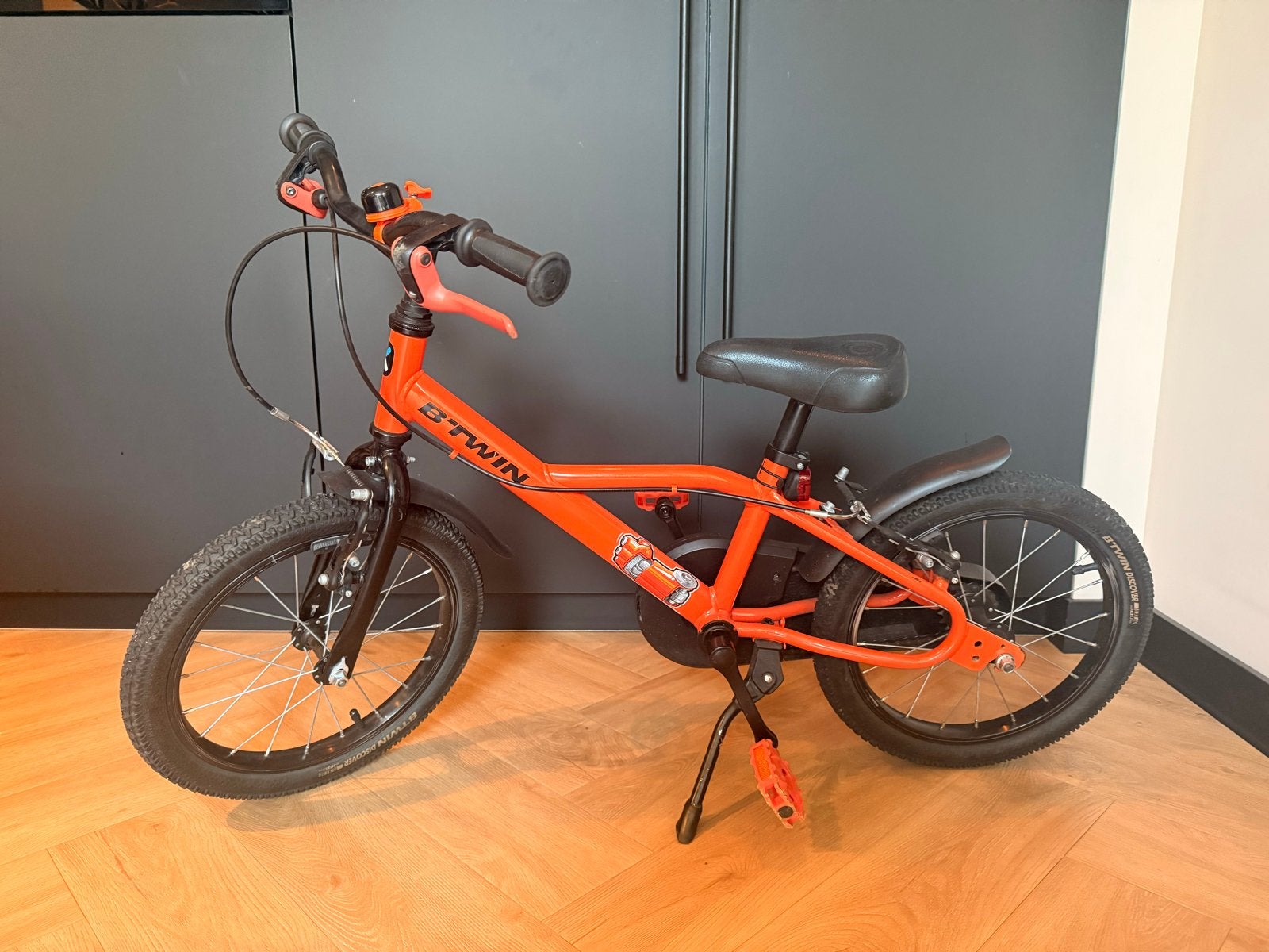 Foto 2 van B'TWIN Robot 500 Kinderfiets 16 inch - Oranje