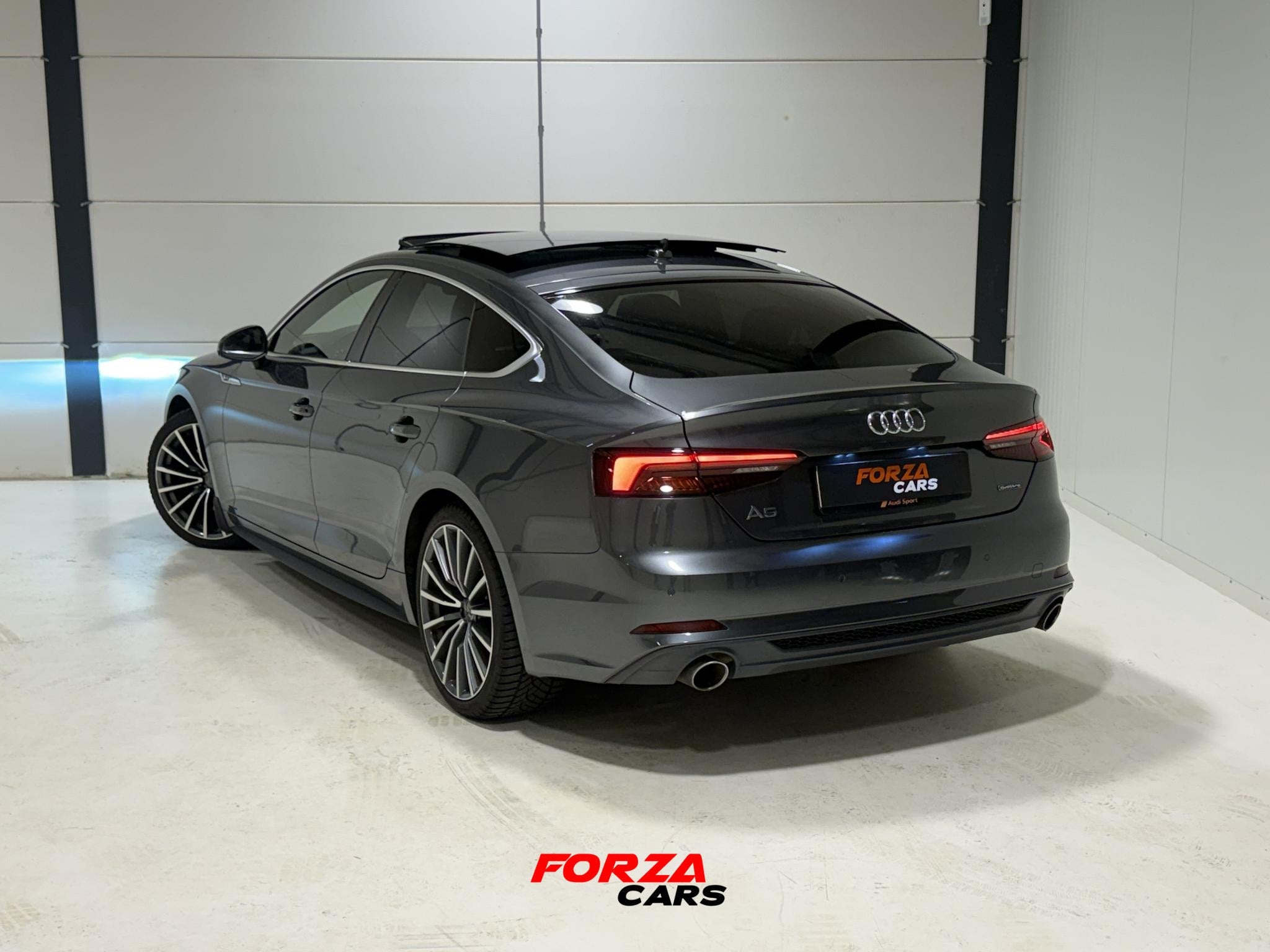 Audi A5 Sportback 45 TFSI quattro S-line | PANO | Standkache, Auto's, Automaat, Dealer onderhouden, 15 km/l, Gebruikt