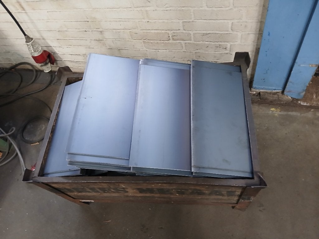 Stalen plaatjes, Doe-het-zelf en Verbouw, Metalen, Ophalen, Zo goed als nieuw, IJzer