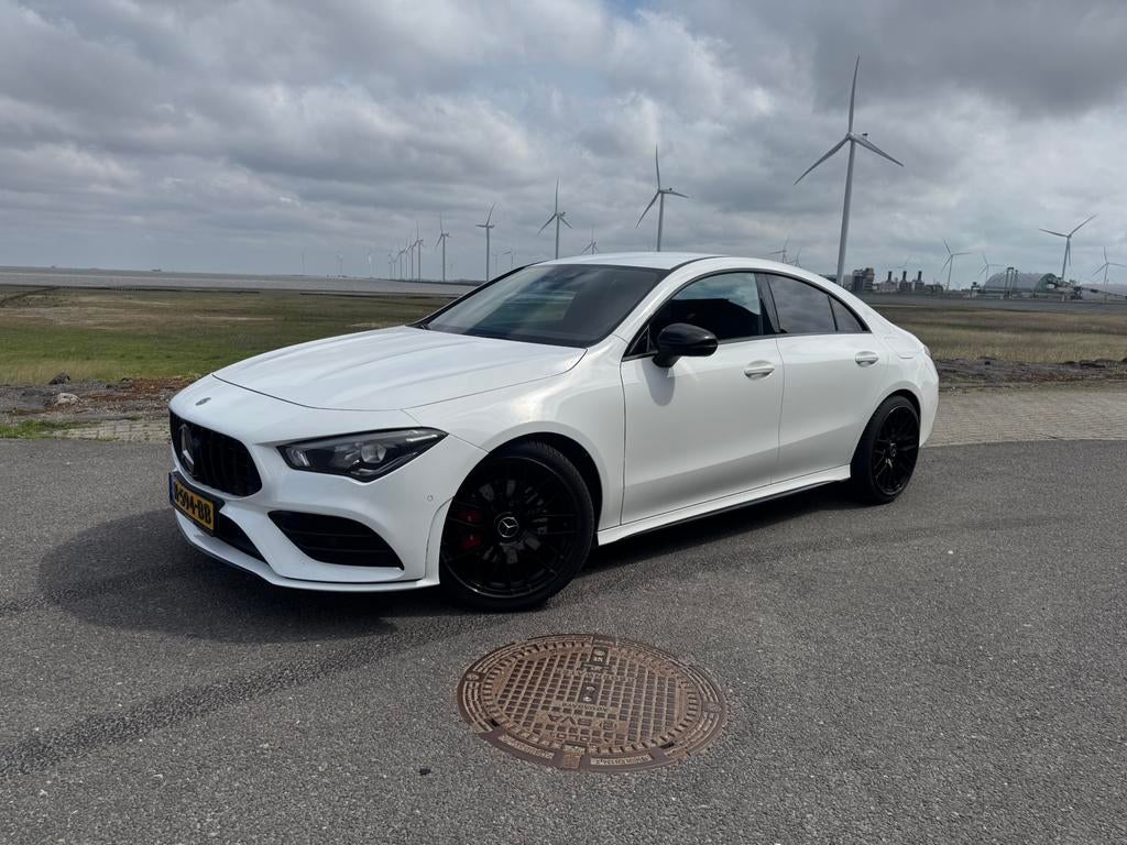 Mercedes-Benz CLA 200 163pk 7G-DCT 2019 Wit, CLA, 4 cilinders, 14 km/l, Particulier