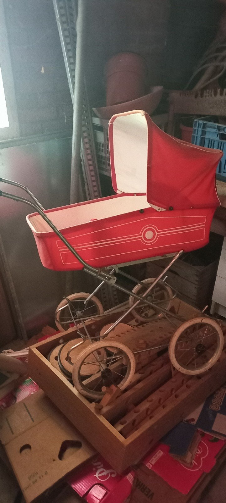 Retro vintage poppenwagen, Kinderen en Baby's, Speelgoed | Poppen, Ophalen, Gebruikt, Overige typen