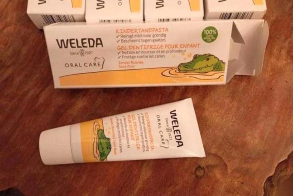 Weleda Kindertandpaste zonder Fluoride 5X, Koopje!!, Ophalen of Verzenden, Nieuw, Tandpasta