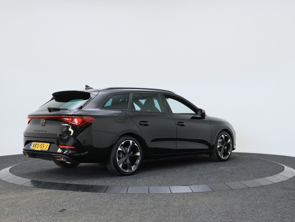 CUPRA Leon Sportstourer 1.4 e-Hybrid | Navigatie | LED | 18, Auto's, 12 maanden, Gebruikt, 4 cilinders, Leon