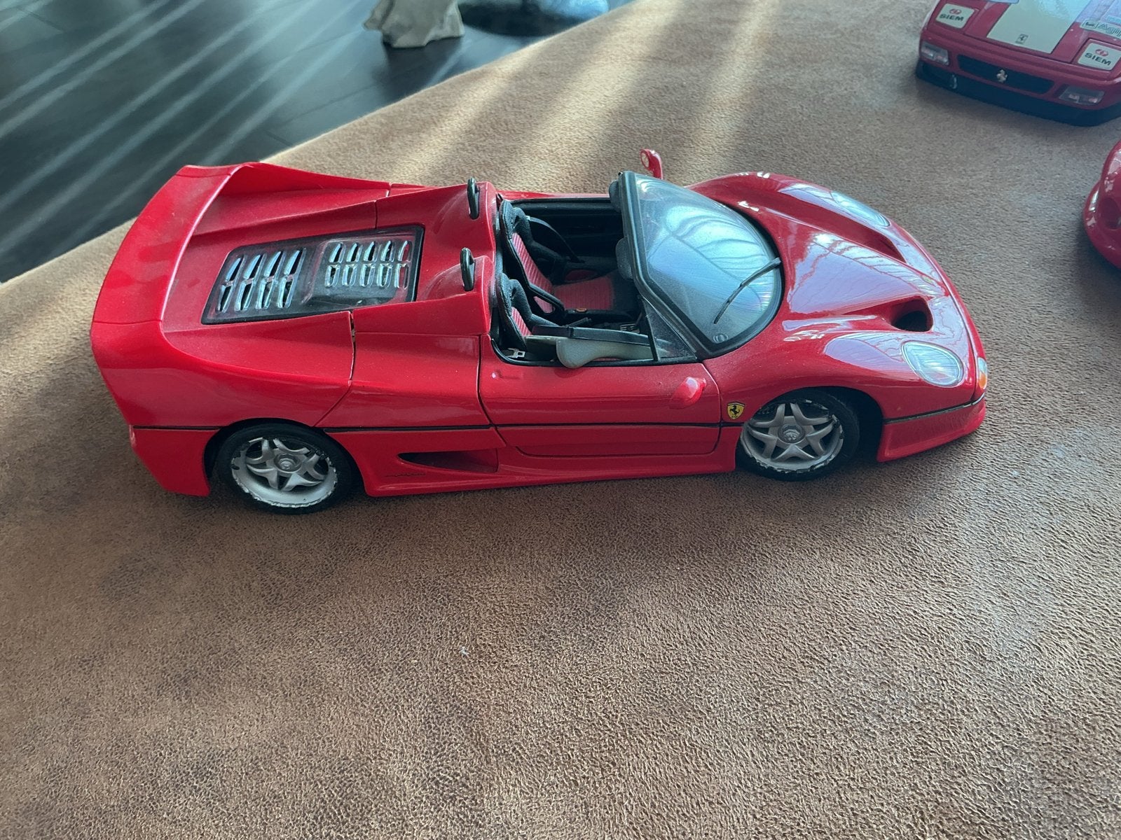 Maisto Ferrari F50 Schaalmodel 1/18, Ophalen, Nieuw, Auto, Maisto