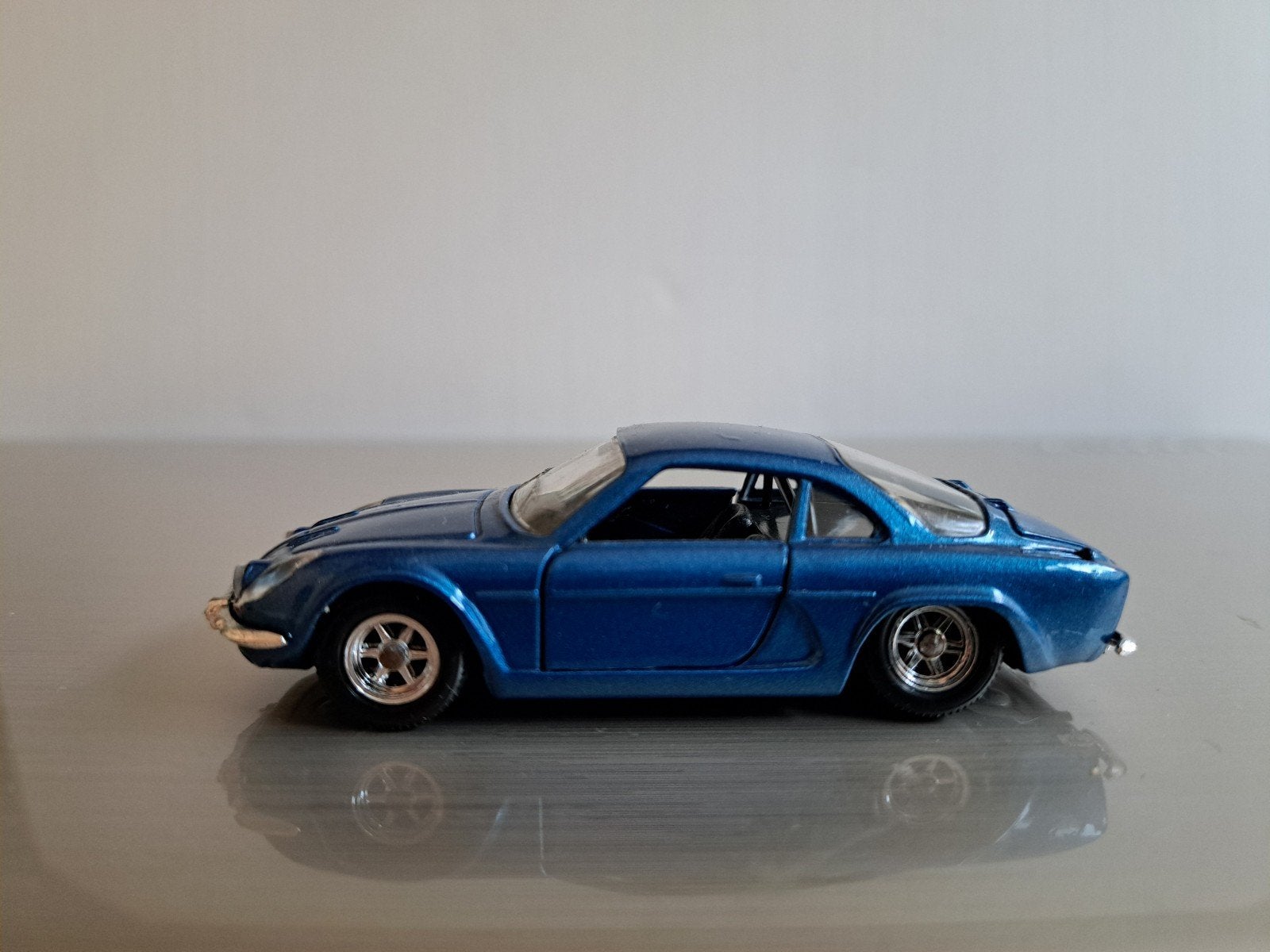 Renault Alpine Berlinette Tour de France 1:43, nieuw, Ophalen of Verzenden, Nieuw, Auto, Overige merken