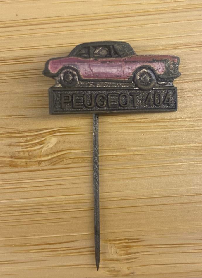 Peugeot 404 pin, Ophalen of Verzenden, Gebruikt, Transport, Speldje of Pin