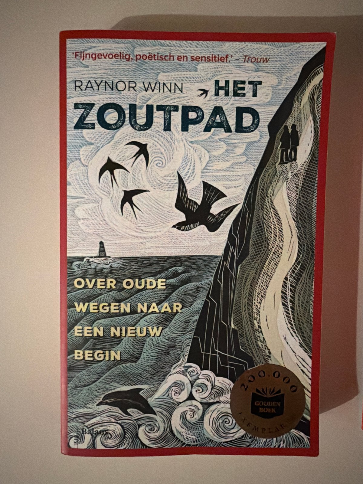R.  Winn trilogie : Het Zoutpad, Landlijnen, De Wilde Stilte, Ophalen of Verzenden, Zo goed als nieuw, Nederland