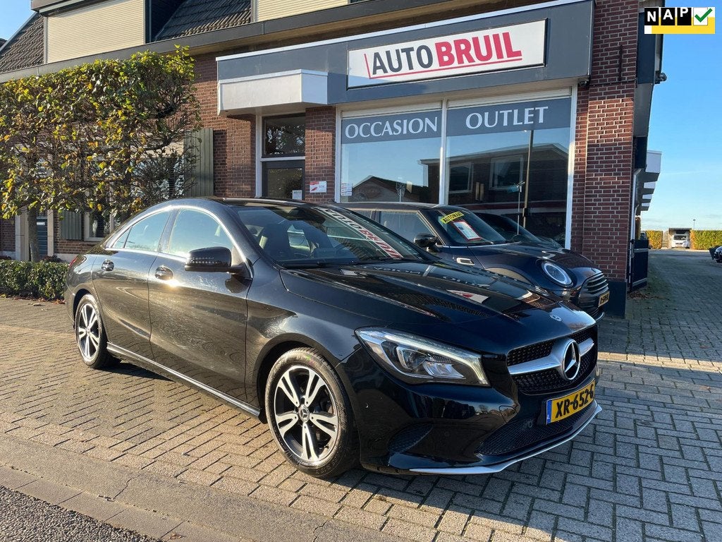 Mercedes-Benz CLA-klasse 180 Ambition |Exportprijs!| NL auto, Gebruikt, 4 cilinders, 715 kg, Leder en Stof