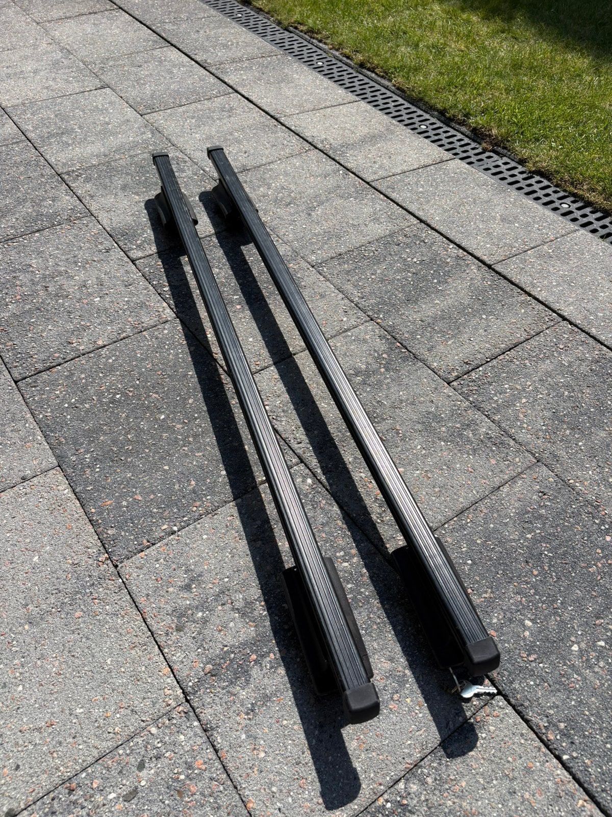 Thule SquareBar 118 met Thule Oversize Rail Voet Pack 775, Auto diversen, Dakdragers, Ophalen, Gebruikt