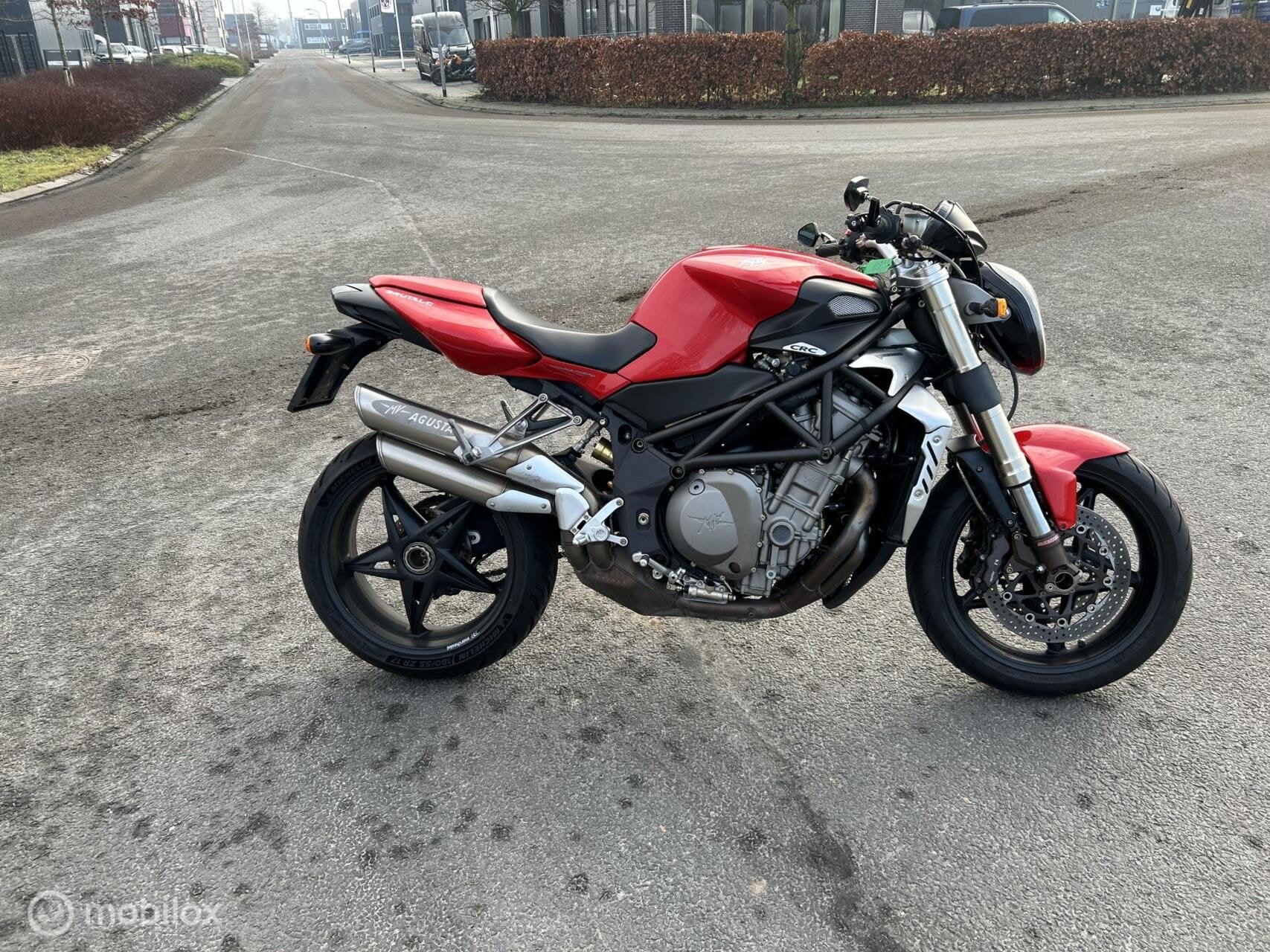 MV Agusta 910 S Brutale, Motoren, 909 cc, Meer dan 35 kW, Overig, Handgeschakeld