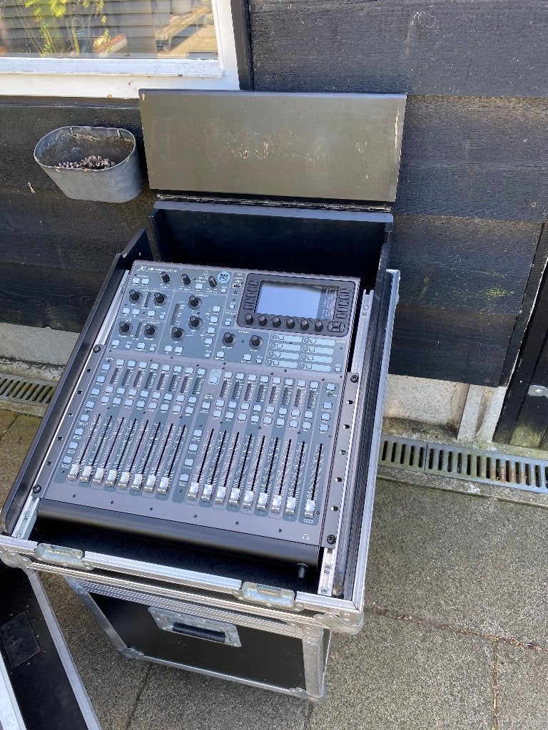 Mixer case,19"  met doghouse, merk AED, Muziek en Instrumenten, Ophalen, Gebruikt, Overige instrumenten, Flightcase
