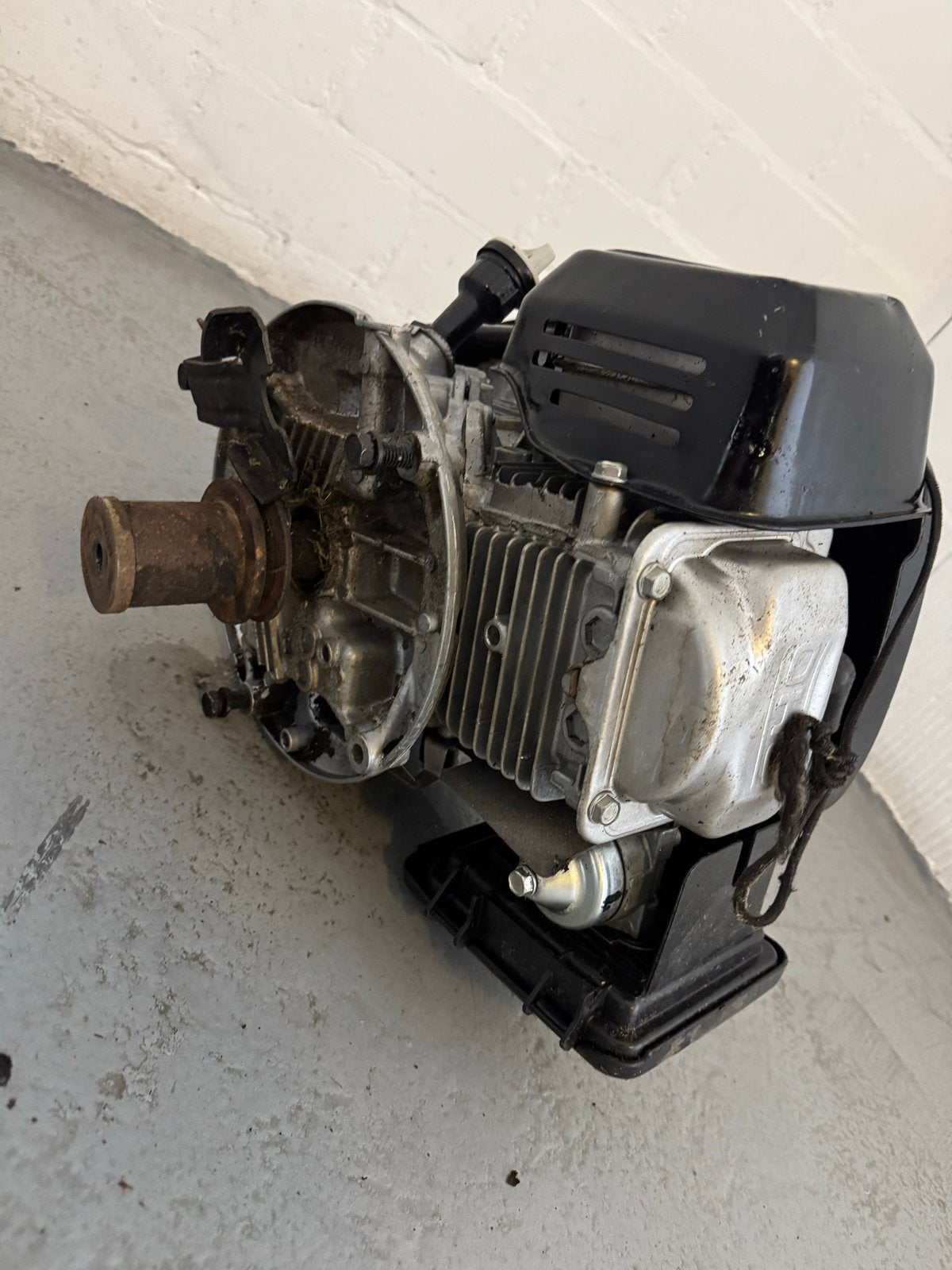 Honda GCV 190 benzinemotor / grasmaaier, Ophalen of Verzenden, Gebruikt, Benzinemotor, 1800 rpm of meer