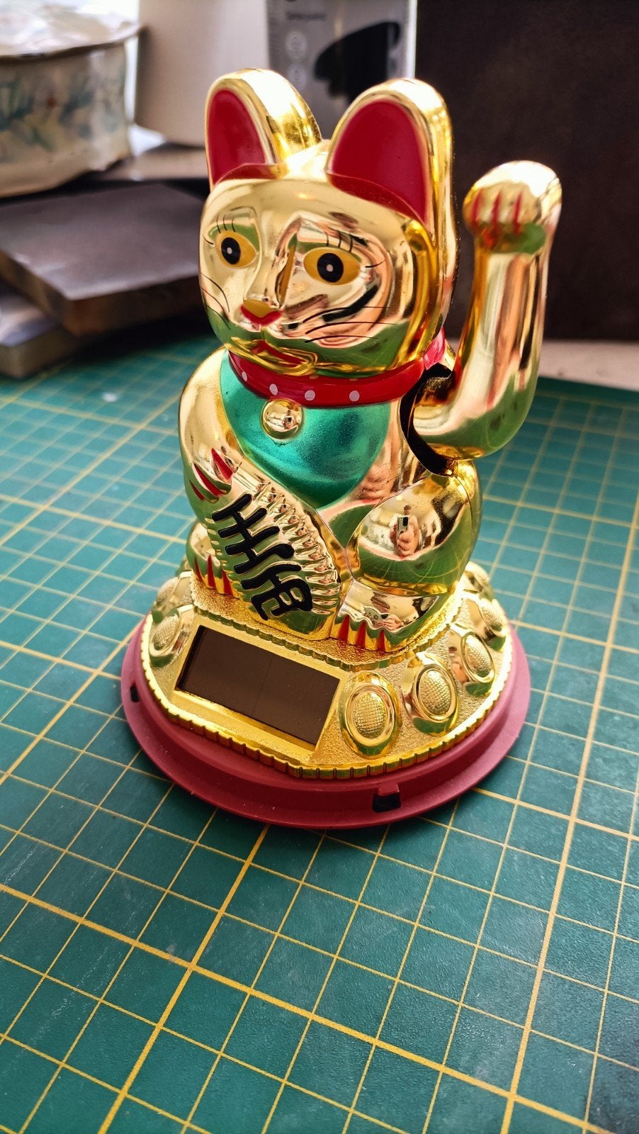 Maneki Neko gelukskat op Zonne energie, Verzamelen, Ophalen of Verzenden, Zo goed als nieuw