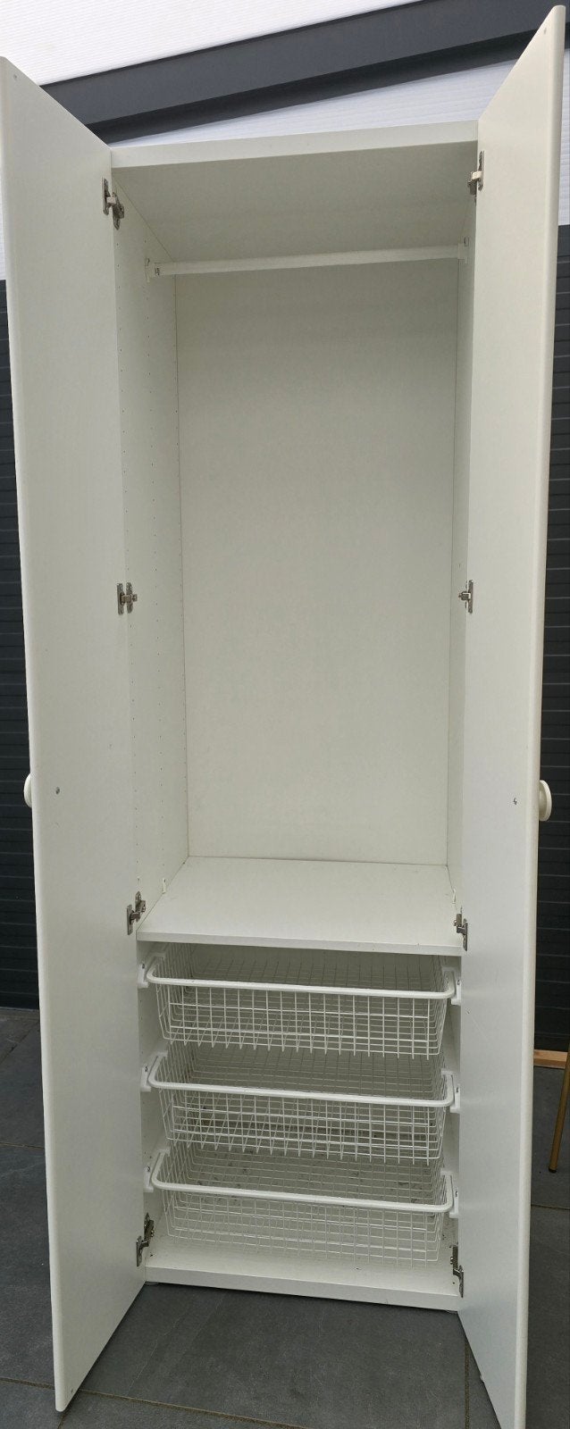 IKEA  kledingkast met hangruimte en draadmanden, Huis en Inrichting, Ophalen, Overige materialen, Met deur(en), Gebruikt