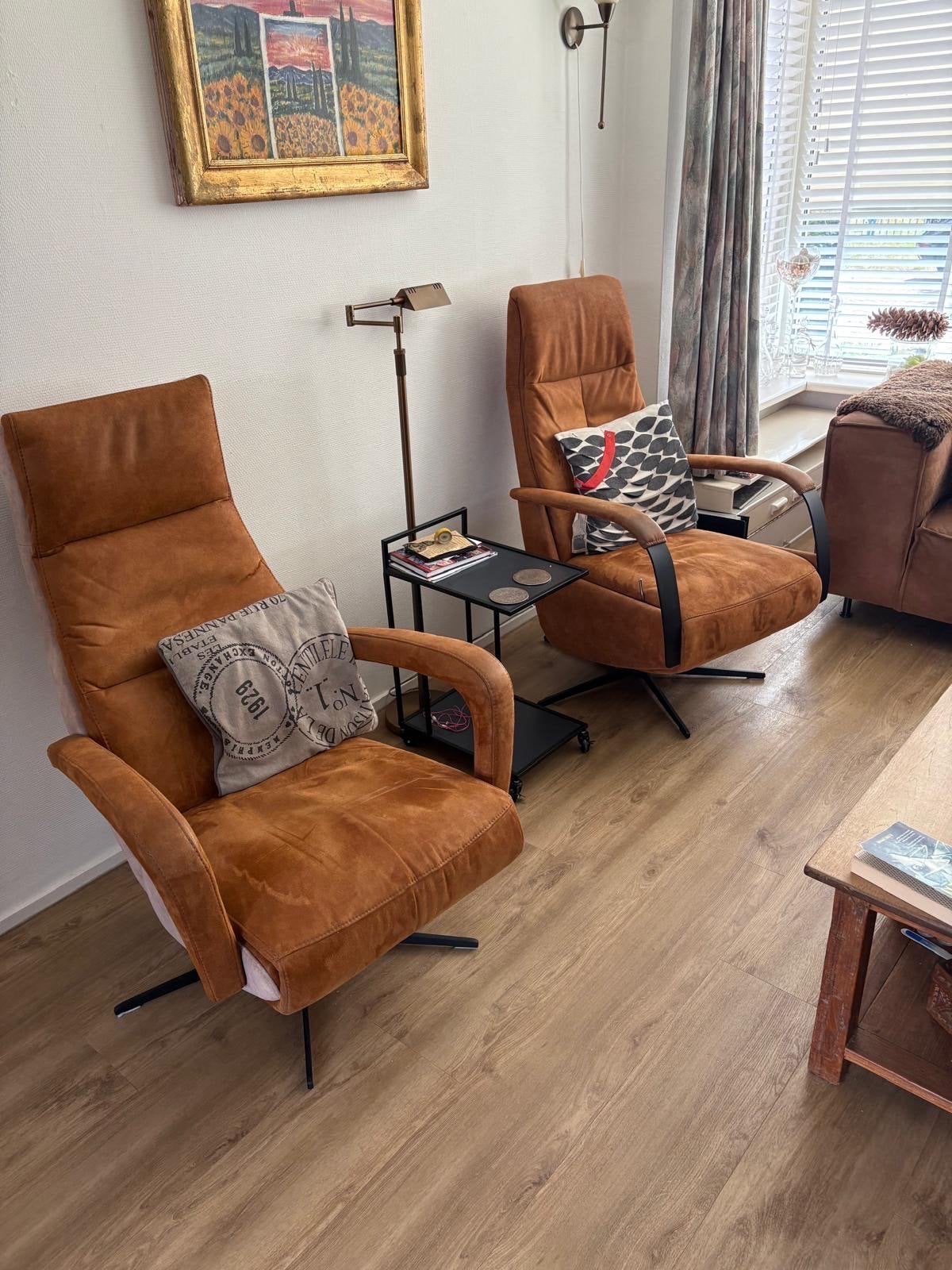 Twee Confort Timeout fauteuils - Cognac leer, Ophalen, Gebruikt, Twee, Bruin