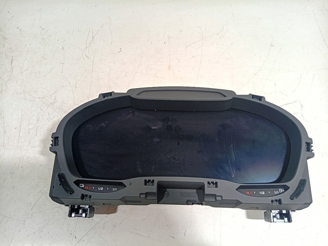 Cockpit Audi A3, Auto-onderdelen, Dashboard en Schakelaars, Onderdelen@venauto.nl, Van der Ven Autorecycling B.V., Gebruikt, Ettenseweg 76, 4706 PB Roosendaal, The Netherlands