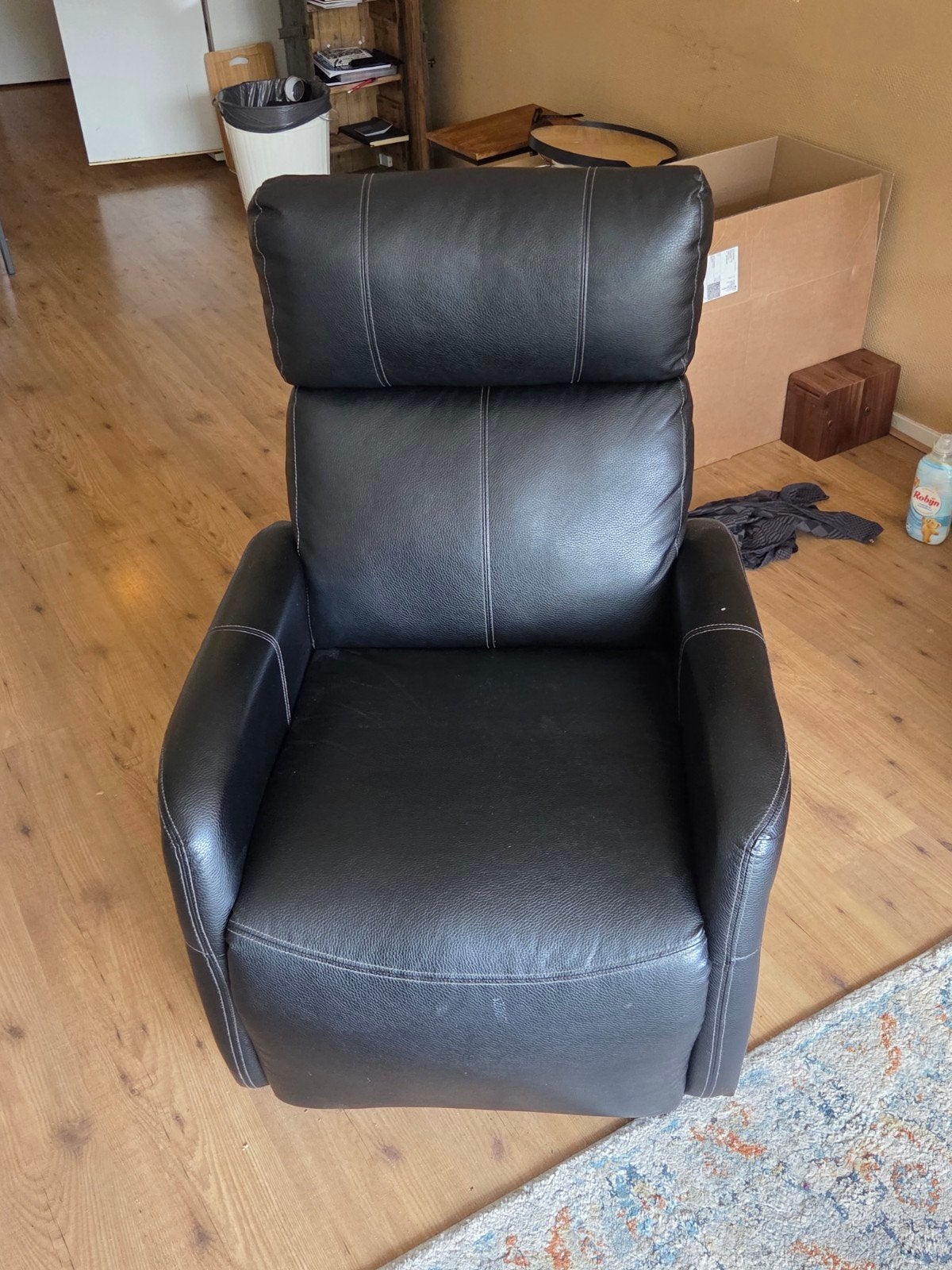 Zwarte Leren Relaxfauteuil - Comfortabel en Stijlvol, Modern, Comfortabel, Gebruikt, Ophalen of Verzenden, 75 tot 100 cm