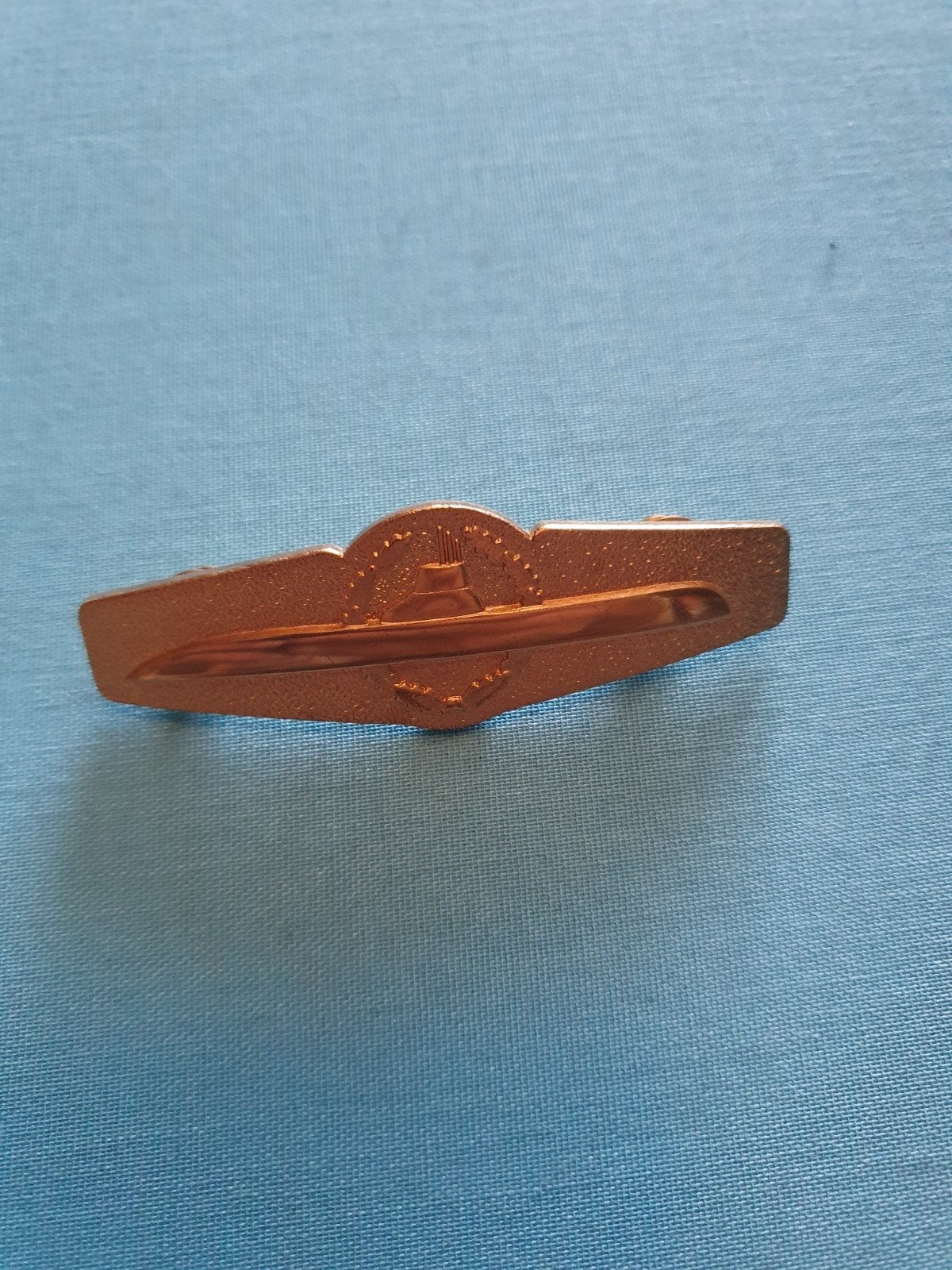 Duits U Boot embleem messing, Ophalen of Verzenden, Landmacht, Duitsland, Embleem of Badge