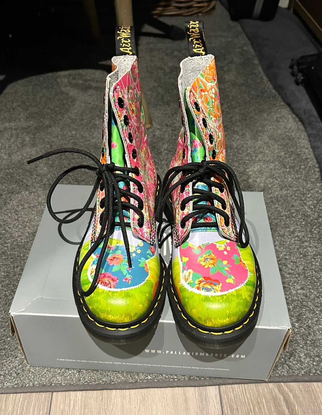 Nieuwe Dr Martens maat 36, Kleding | Dames, Schoenen, Overige kleuren, Lage of Enkellaarzen, Nieuw, Ophalen of Verzenden