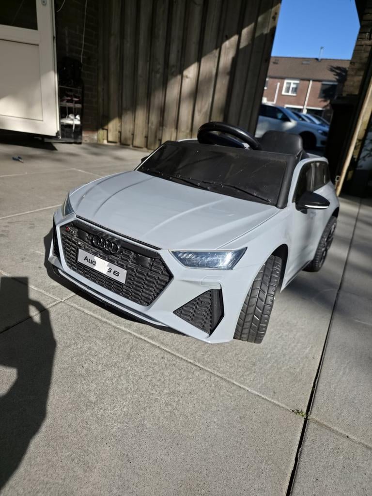 Audi RS6 Nardo Grey elektrische kinderauto, Ophalen, Gebruikt