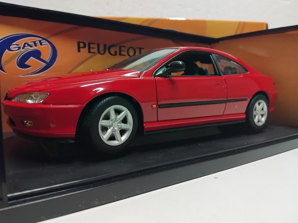 Peugeot 406 Coupe tangored Gate metal 1:18 KRD, Hobby en Vrije tijd, Modelauto's | 1:18, Ophalen of Verzenden, Zo goed als nieuw